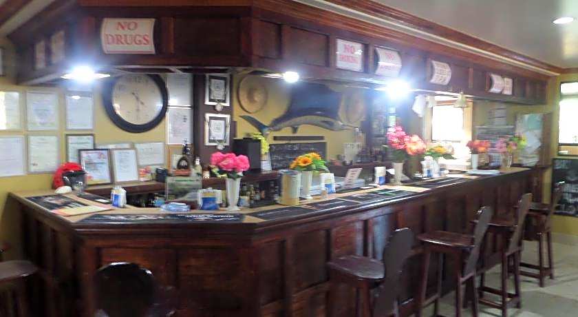 Sailfish Bay Surf & Big Game Fishing Lodge