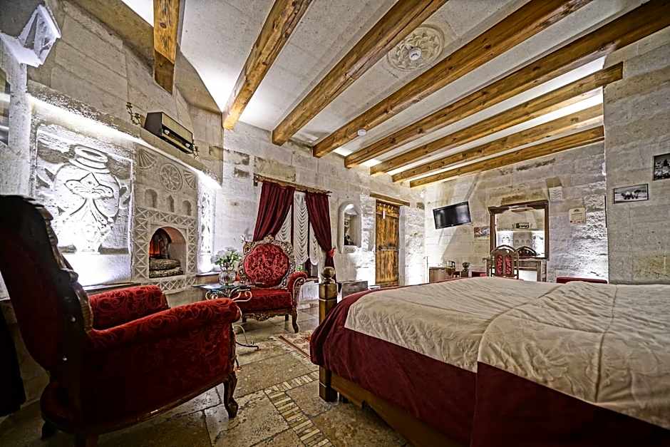 Maccan Cave Hotel