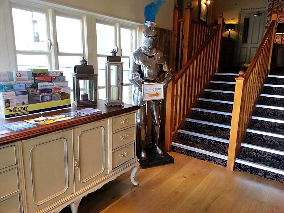 Sturdy`s Castle - Historic Coaching Inn near Blenheim Palace, Oxfordshire