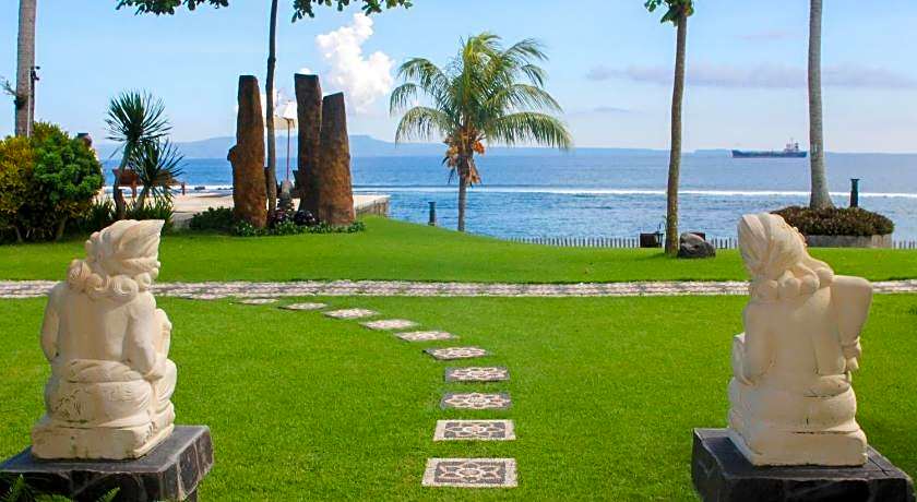 Sea Breeze Candidasa
