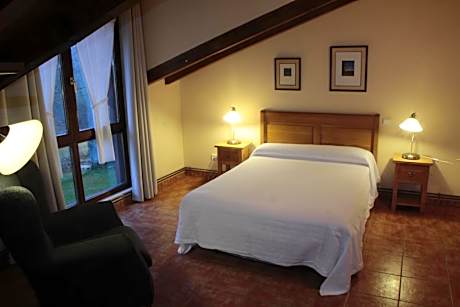 Double Room with Mountain View