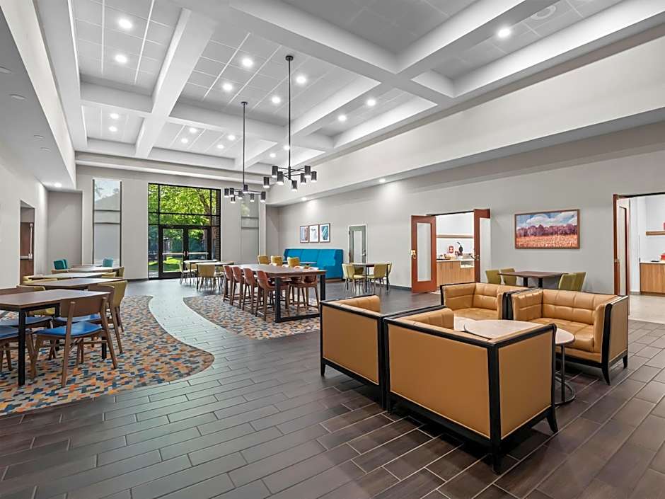 Hampton Inn & Suites East Lansing/Okemos