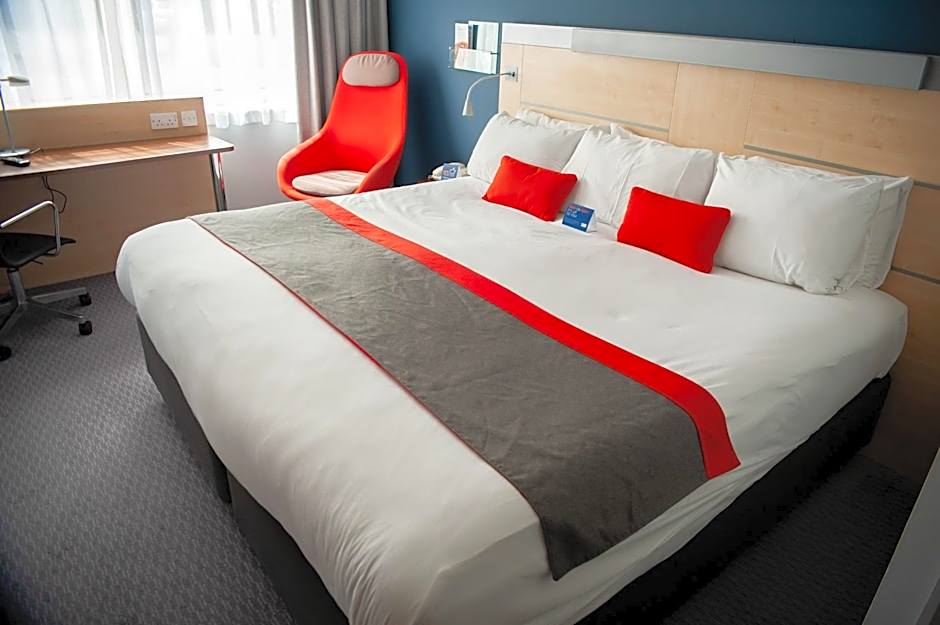 Holiday Inn Express Folkestone Channel Tunnel By IHG