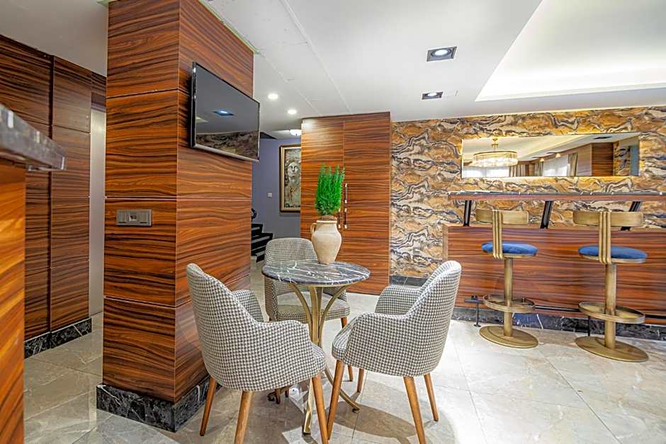 La Palace Exclusive Design