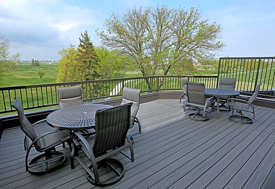 Holiday Inn & Suites Sioux Falls - Airport By IHG