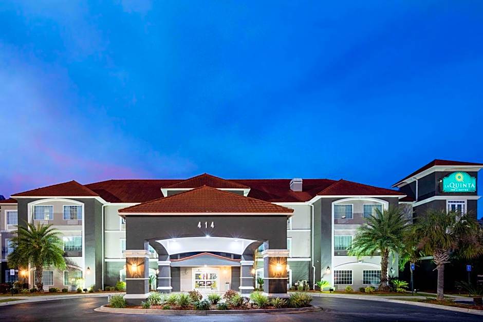 La Quinta Inn & Suites by Wyndham Savannah Airport - Pooler