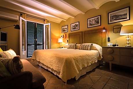 Junior Suite (2 Adults)