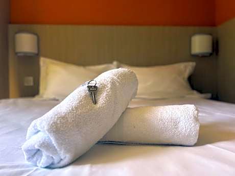 Quadruple Room with One Double Bed, One Single Bed and One Bunk Bed