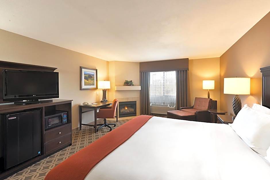 Holiday Inn Express Show Low By IHG