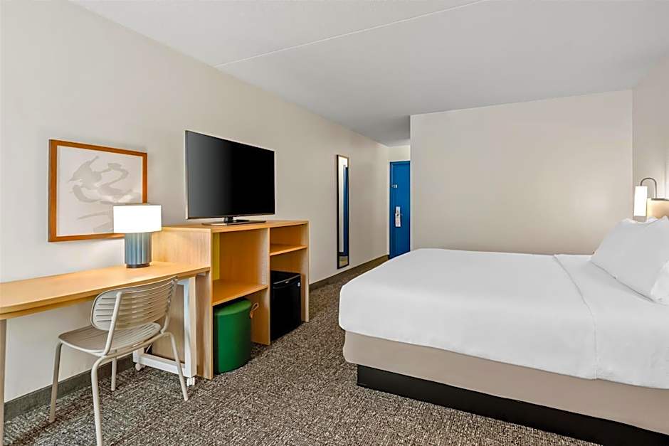 Spark by Hilton Lexington