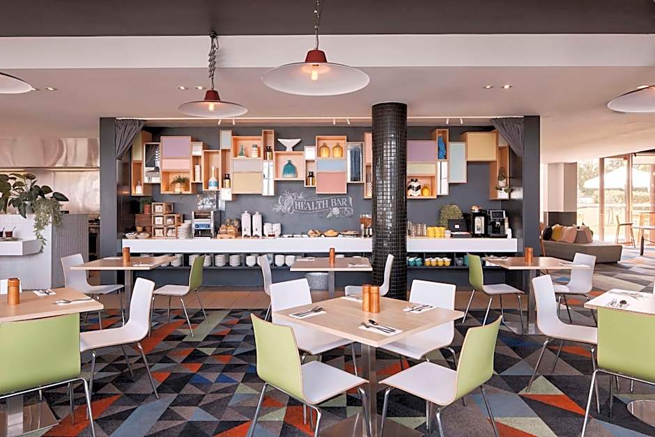 Atura Dandenong