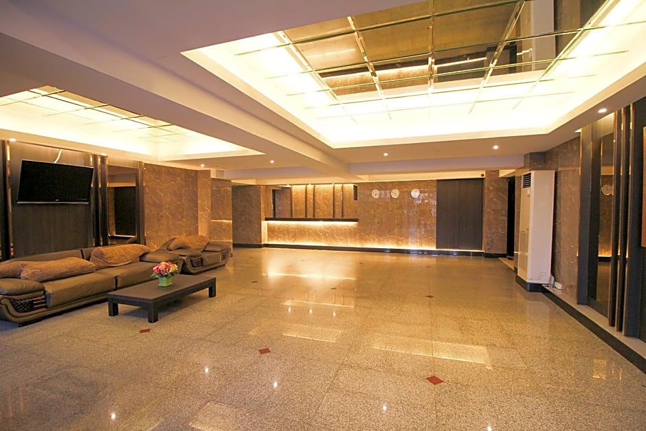 Convenient Park Bangkok Hotel