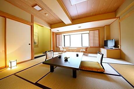 Japanese-Style Room