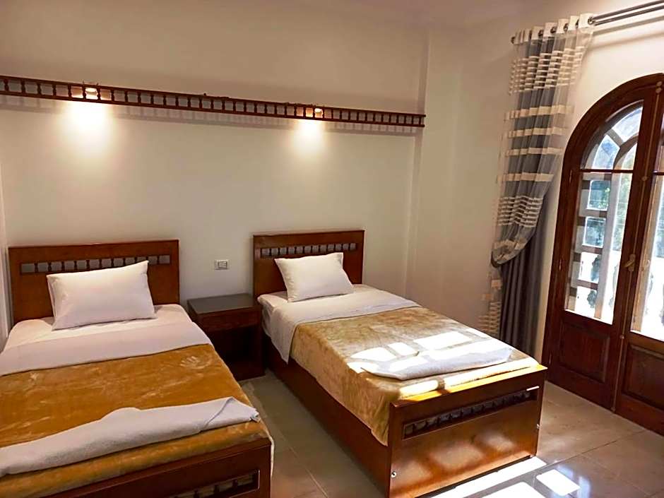 Mikhaila Guest House