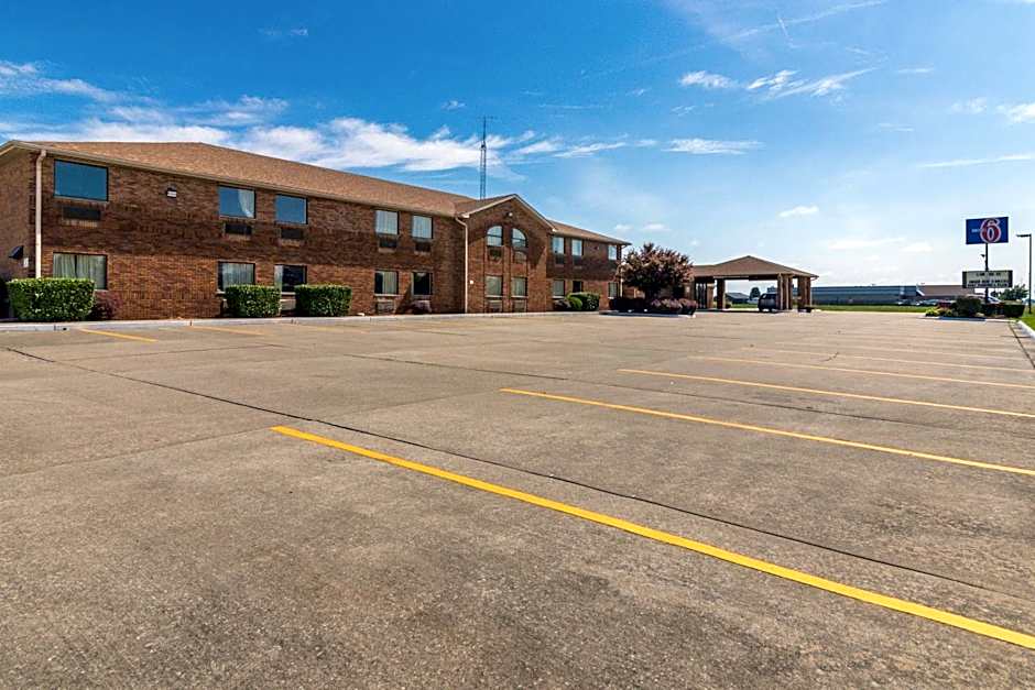 Motel 6-Marion, IL