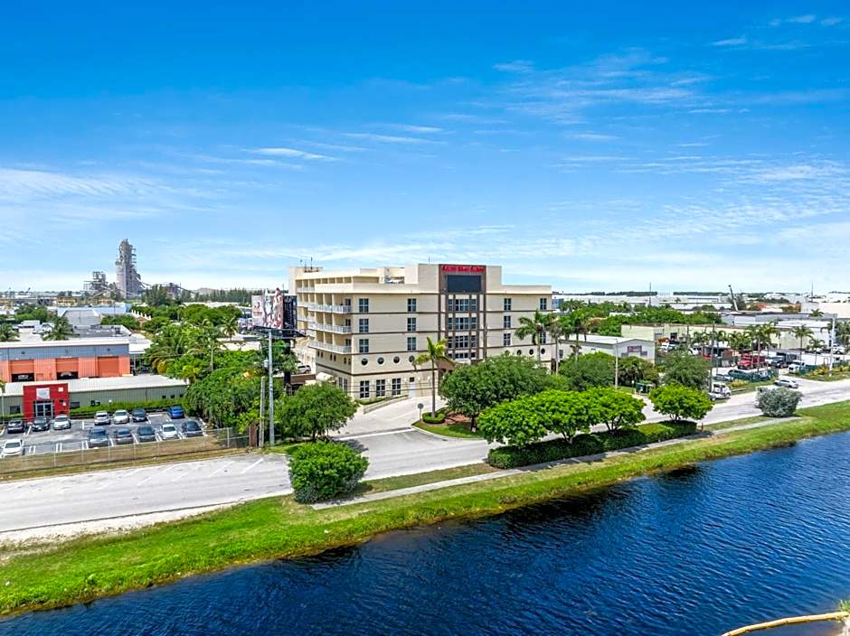 South River Suites