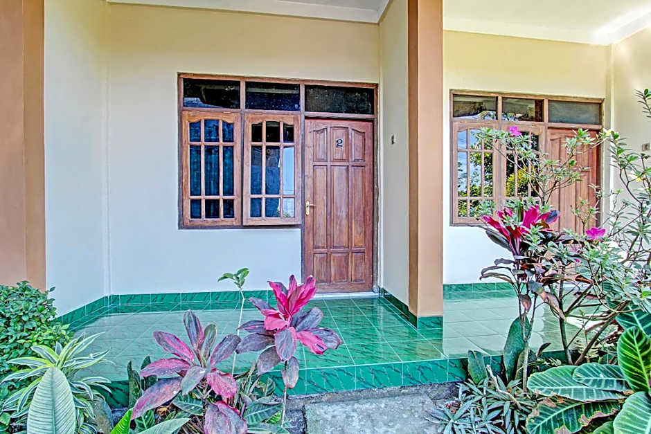 OYO 92884 Agustha Homestay