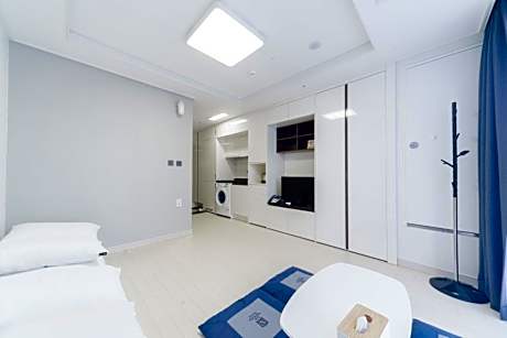 Korean Style Ondol Room (4 Pax)