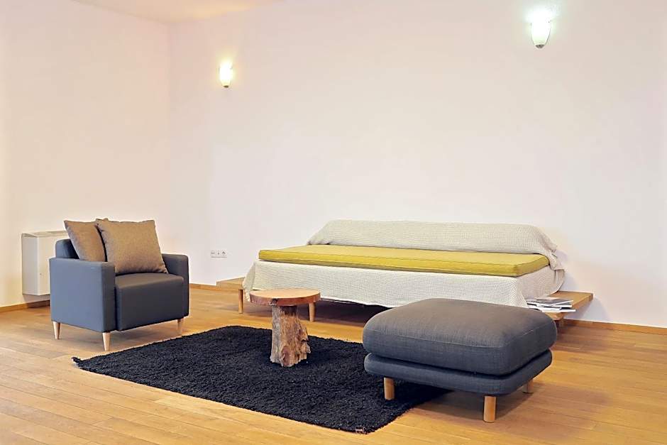 Living In Aparthotel