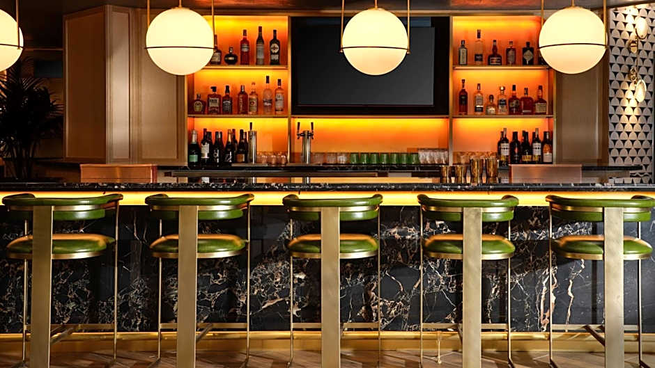 Burton House, Beverly Hills, A Tribute Portfolio Hotel
