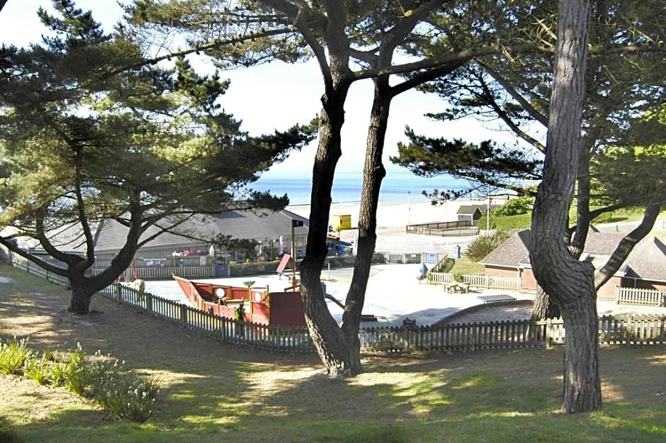 The Riviera Hotel & Holiday Apartments