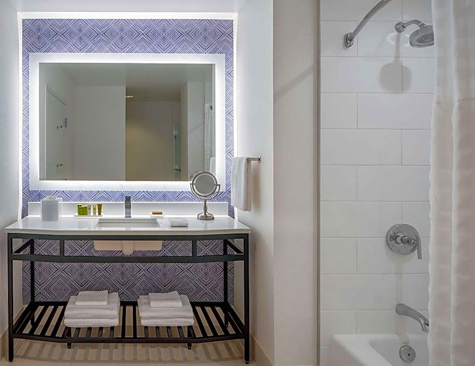 Hilton Richmond Downtown