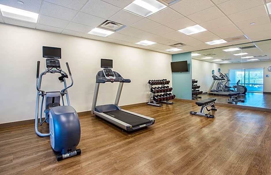 Holiday Inn Express & Suites - Lexington W - Versailles By IHG