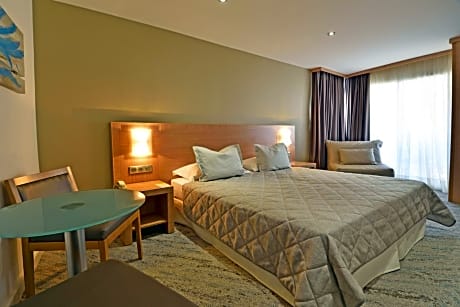 Double or Twin Room with Balcony