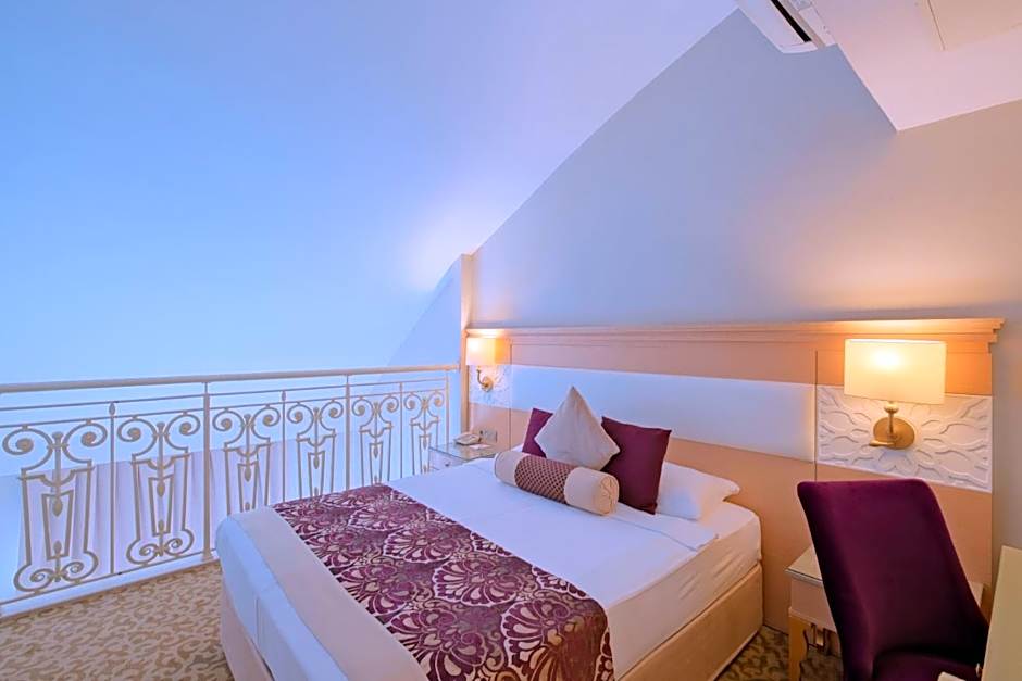 Villa Side Residence