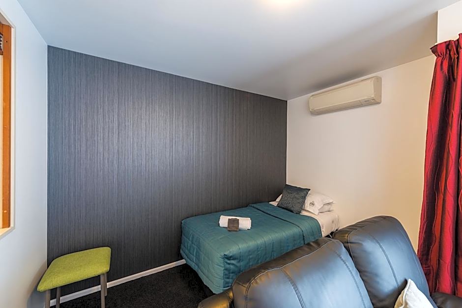 Roma On Riccarton Motel