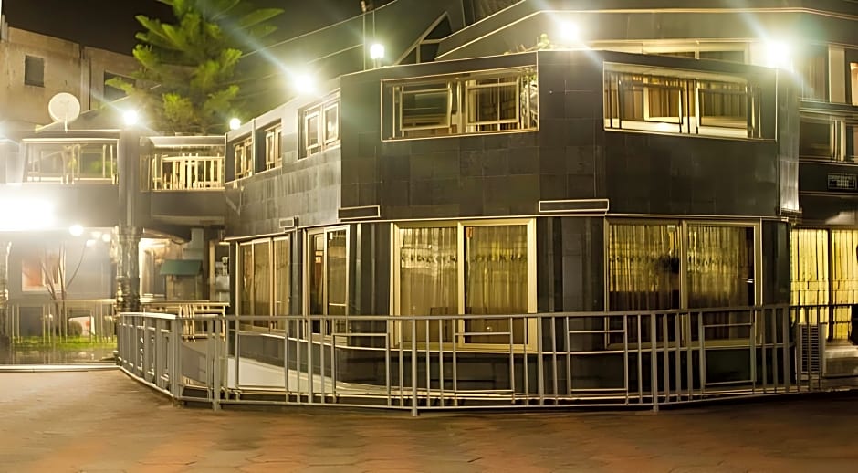 Eastgate Hotel
