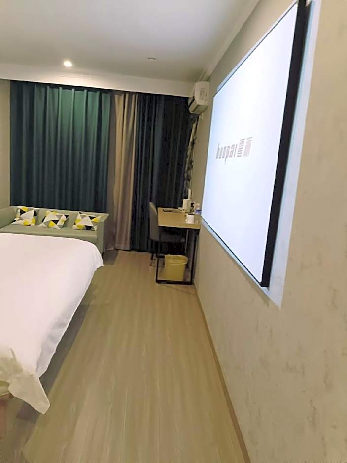 GreenTree Inn ZhenJiang Jurong New Bus Station Express Hotel