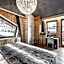 ALMMONTE SENSUM SUITES - Funky Living Hotel