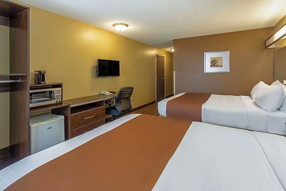 Microtel Inn & Suites by Wyndham Timmins