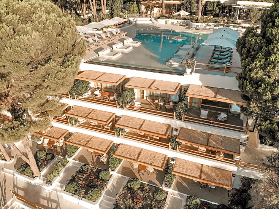 Perios Beach House - Adults Only