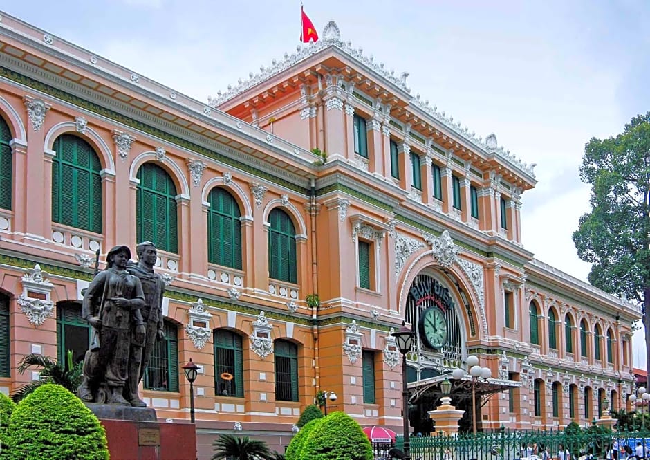 Ibis Saigon South Hotel