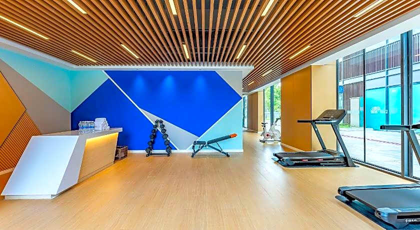 Holiday Inn Express Wuxi East Station By IHG