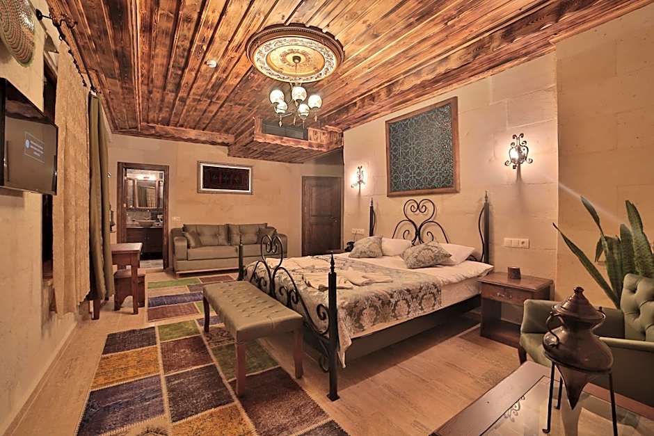 Caravanserai Inn Hotel