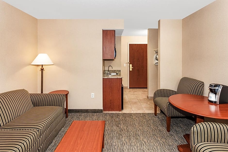Holiday Inn Express Hotel & Suites Hampton South-Seabrook By IHG