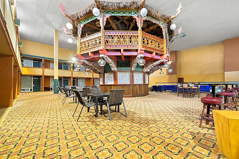 Suburban Studios, Kearney