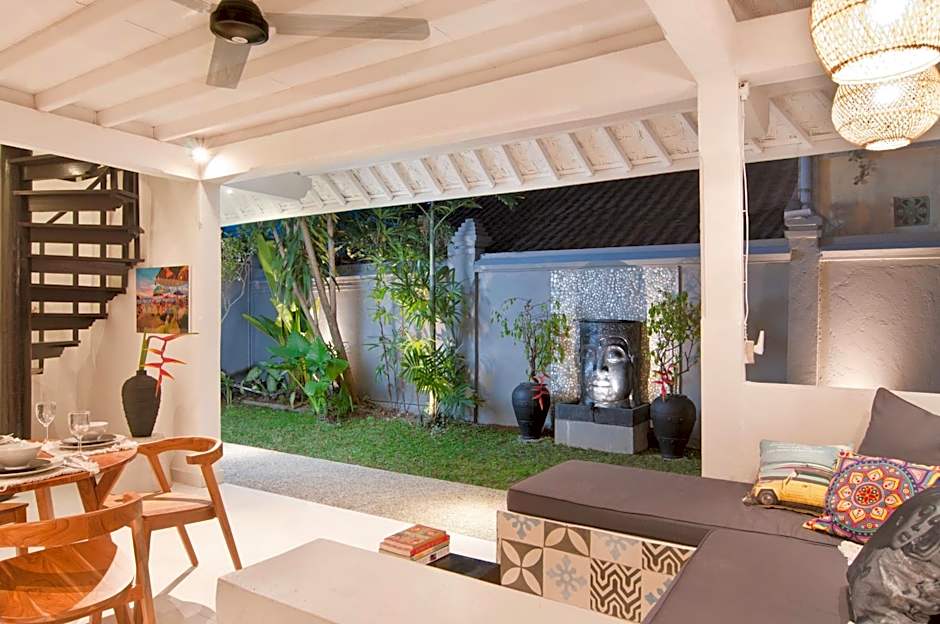 New! Walk To Seminyak Beach, Cafes, All Else