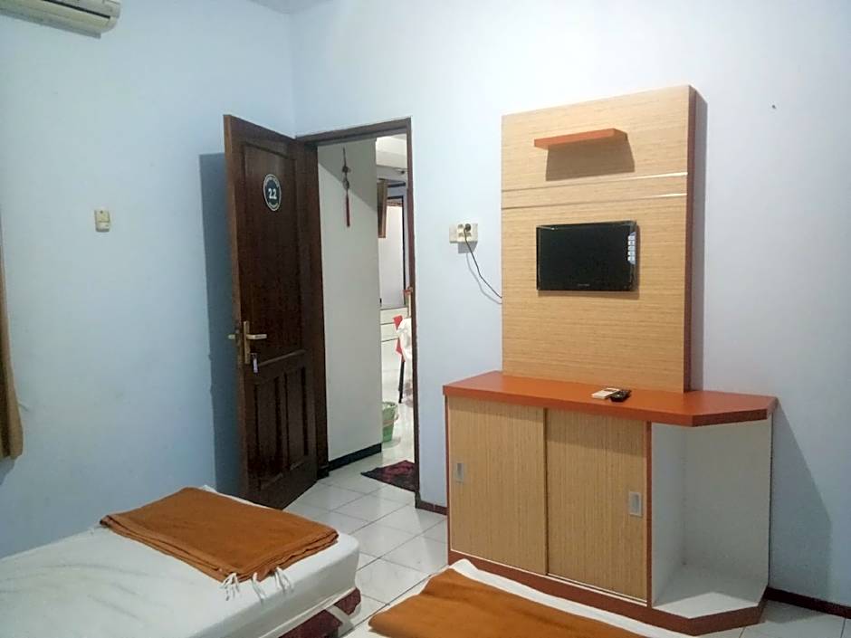 OYO 2240 Simpang Tujuh Residence
