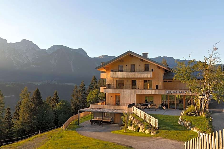 Holzhackerin - the charming Haus am Berg