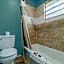 Lamplighter Inn By OYO Independence
