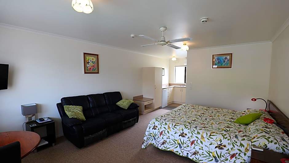 Bk's Counties Motor Lodge