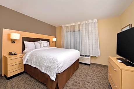 One-Bedroom Suite