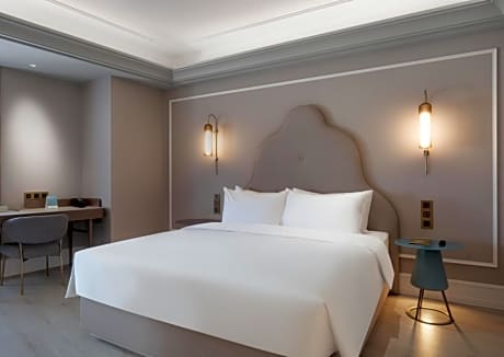 Privilege King Suite