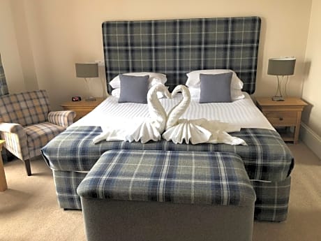 Deluxe Double Room with Castle View