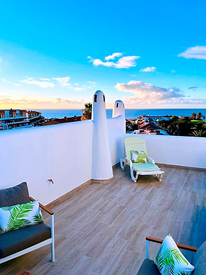 Fantastic sea and golf course view house with 3 bedrooms