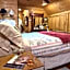 The Queen, A Victorian Bed & Breakfast